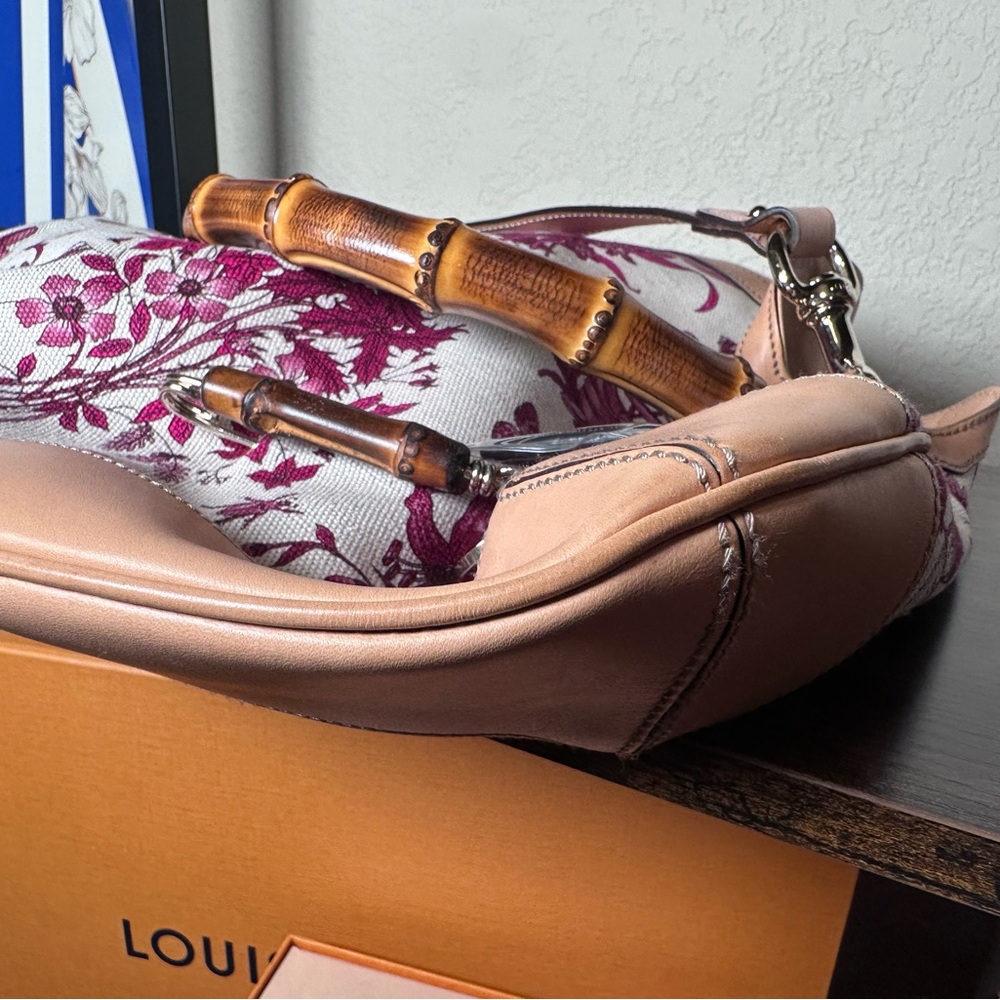 Gucci Peggy Bamboo Handle Hobo Floral Leather Bag - Picture 9 of 10